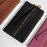 THE WRISTLET - Image 8
