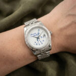 Sprezzatura Automatic Watch — 40mm Steel Jubilee Bracelet - Image 4